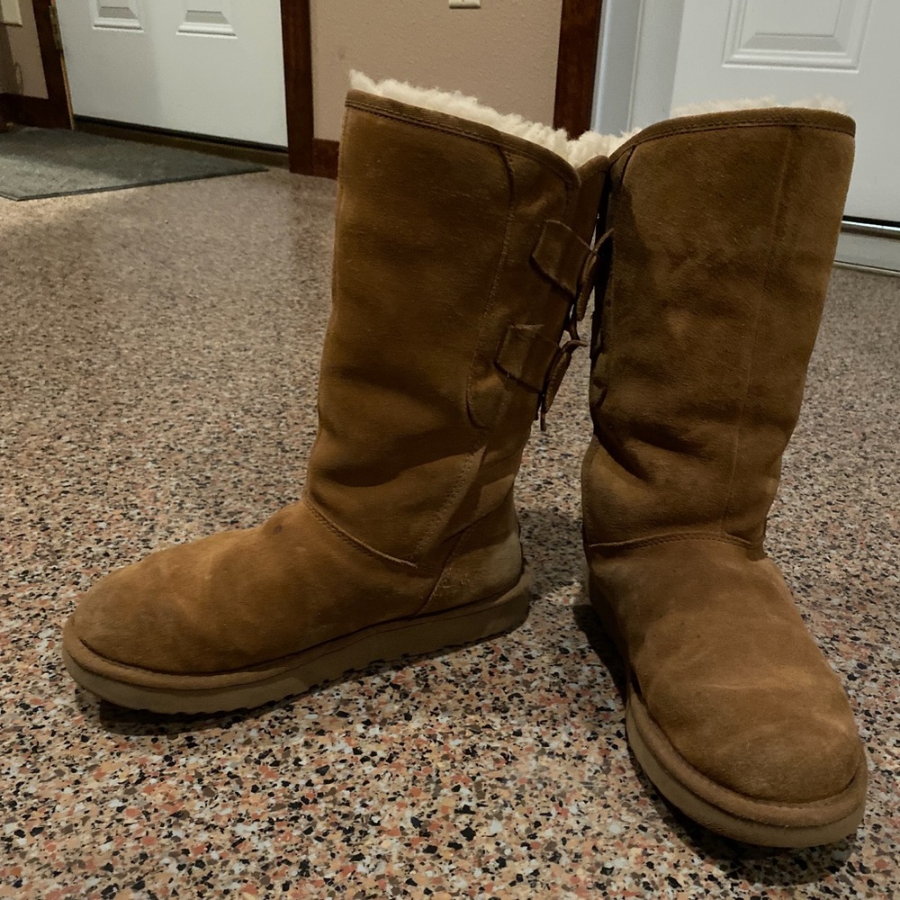 Size 9 UGGS